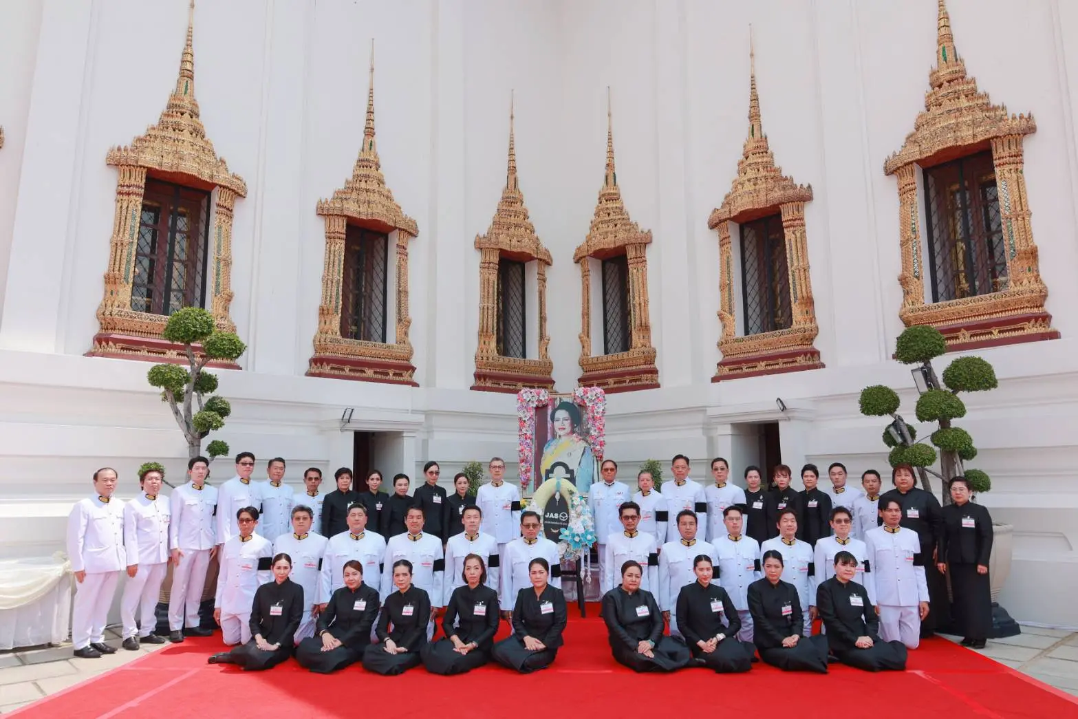 JAS  ร่วมเป็นเจ้าภาพพระพิธีธรรมสวดพระอภิธรรม พระบรมศพ  สมเด็จพระนางเจ้าสิริกิติ์ พระบรมราชินีนาถ พระบรมราชชนนีพันปีหลวง 