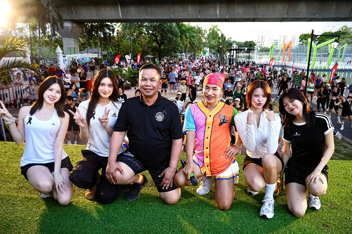 ประชาชนร่วมกิจกรรม “JAS FIT&FUN เต้น ZUMBA ครั้งที่ 5” ณ สวนสมเด็จพระศรีนครินทร์ นนทบุรี