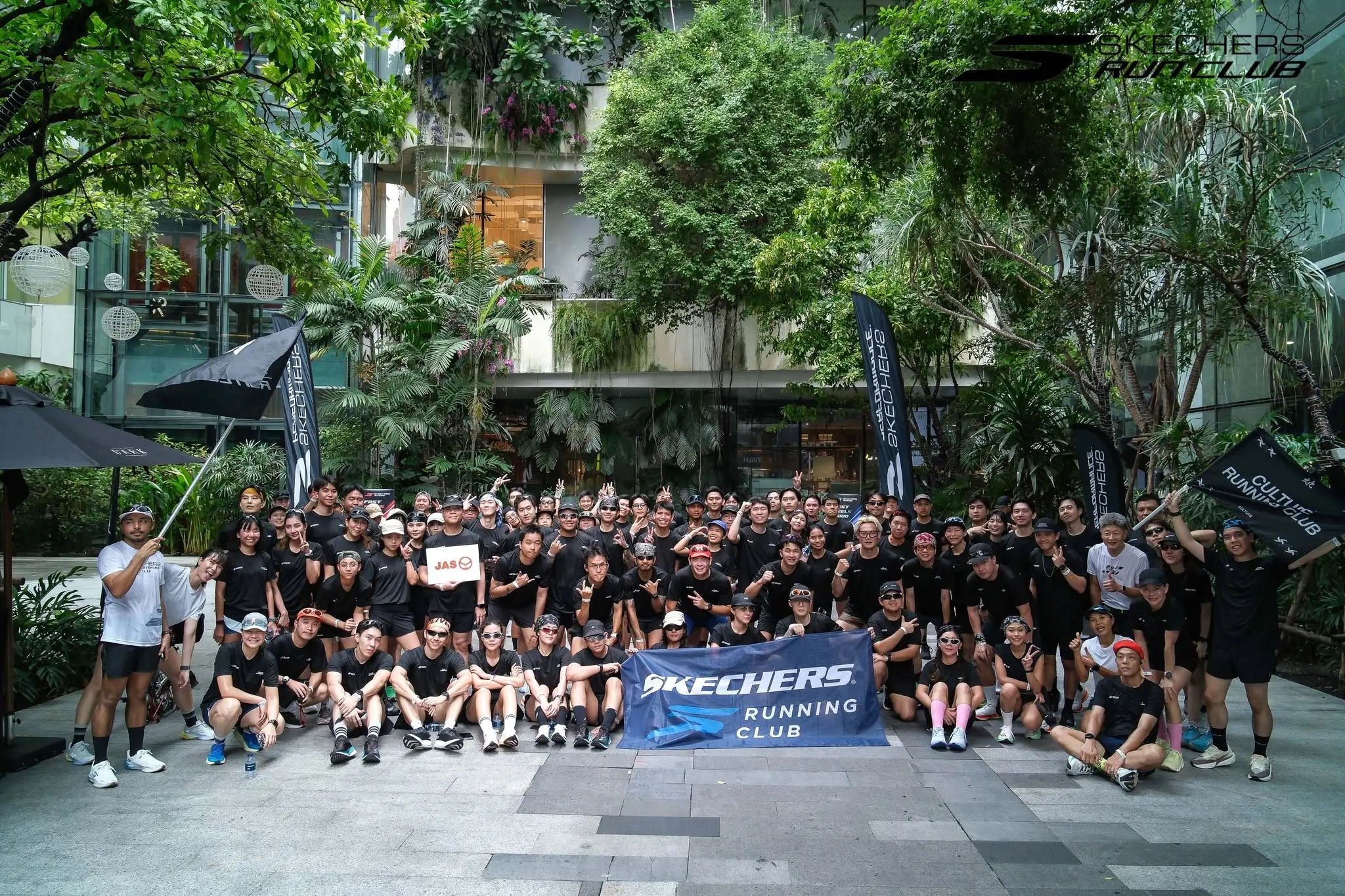 JAS ส่งเสริมสุขภาพพนักงาน ร่วมวิ่ง Skechers City Run ครั้งที่ 42 พร้อมสะสมระยะทางเป็นบุญส่งต่อโรงพยาบาล