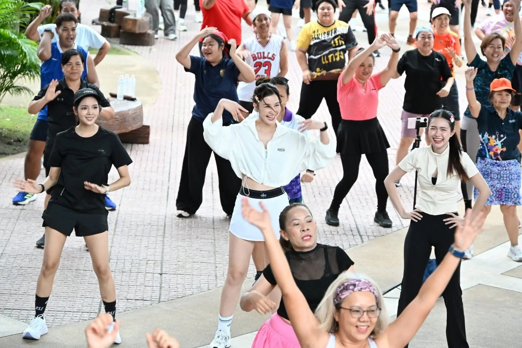JAS Fit & Fun Zumba Session at Somdet Phra Srinagarindra Park, Nonthaburi, Keeps the Energy Going