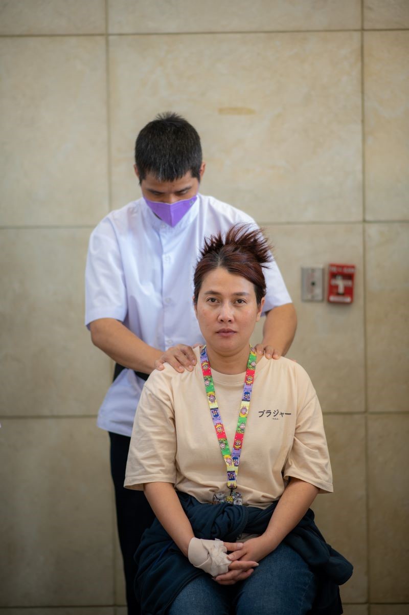 "JAS" donates plastic bottles to "Wat Chak Daeng" in "Trash for Good, Bottles for Monk's Robes"