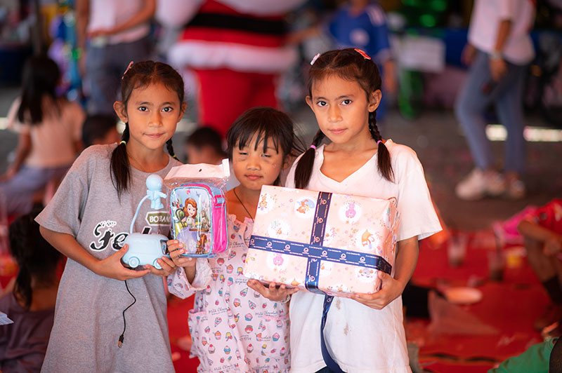 "JAS Group" Brings Children's Day Cheer to Wat Salakul School