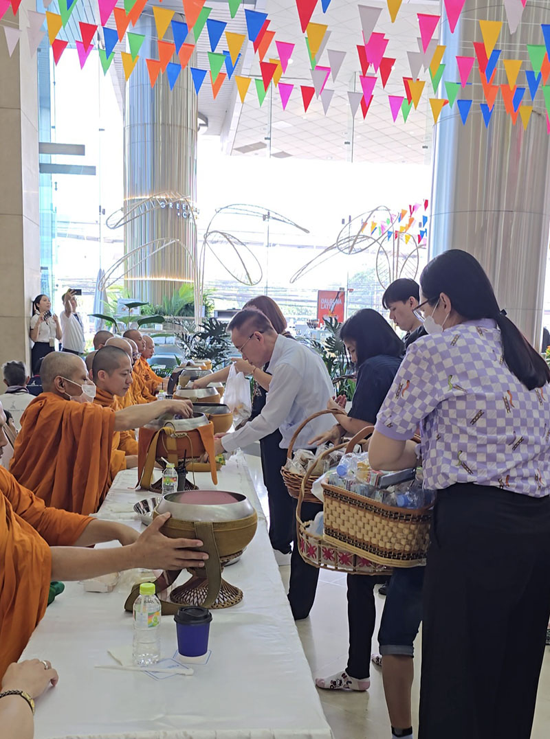 Pictures from the merit-making ceremony for April 2025