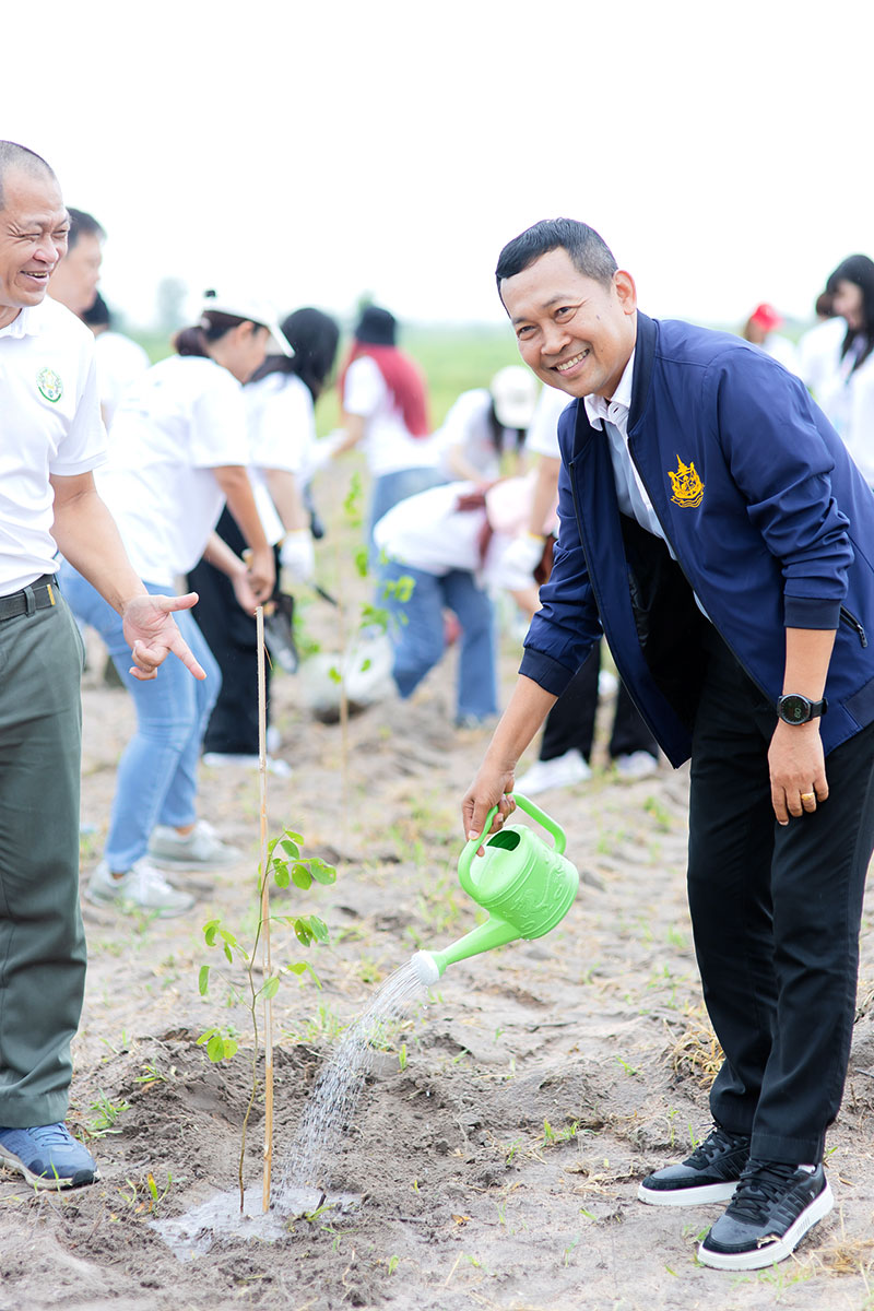 “JAS” รวมพลังผู้บริหารและพนักงานในเครือ ทำกิจกรรมโครงการ “ปลูกป่าจัสมิน พลิกฟื้นดินสู่ความยั่งยืน”