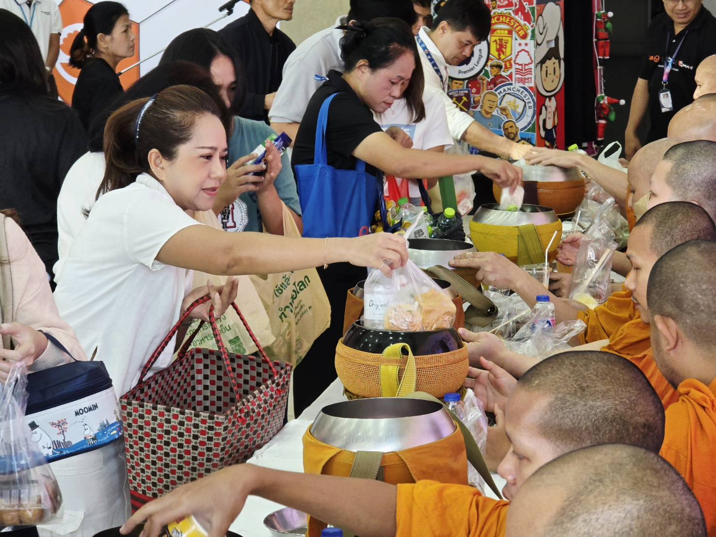 บรรยากาศ ทำบุญตักบาตรประจำเดือนมกราคม 2569