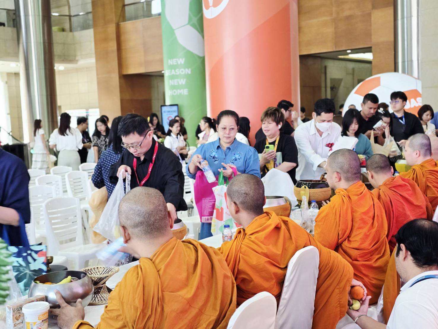 บรรยากาศ ทำบุญตักบาตรประจำเดือนมกราคม 2569