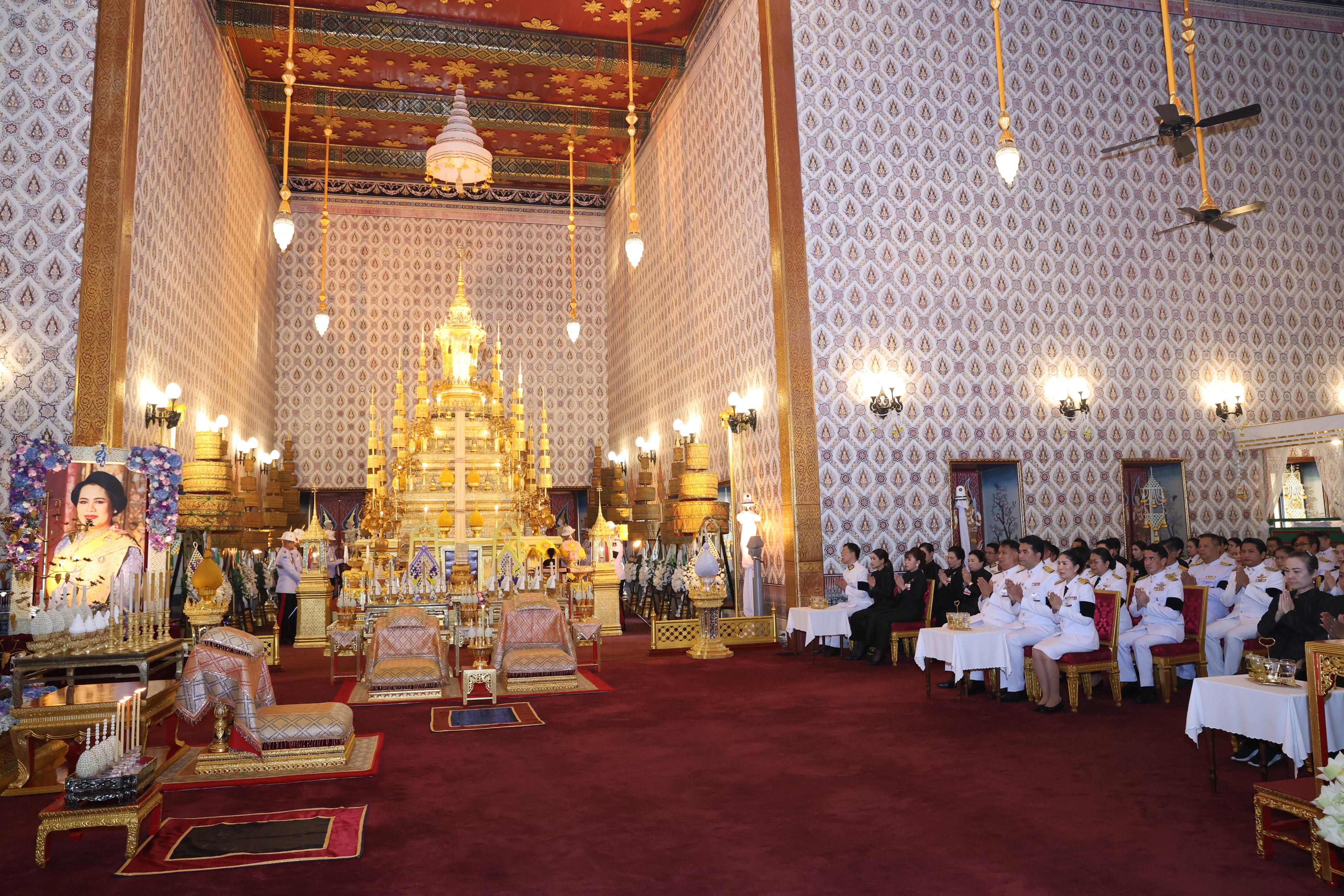 JAS  ร่วมเป็นเจ้าภาพพระพิธีธรรมสวดพระอภิธรรม พระบรมศพ  สมเด็จพระนางเจ้าสิริกิติ์ พระบรมราชินีนาถ พระบรมราชชนนีพันปีหลวง 
