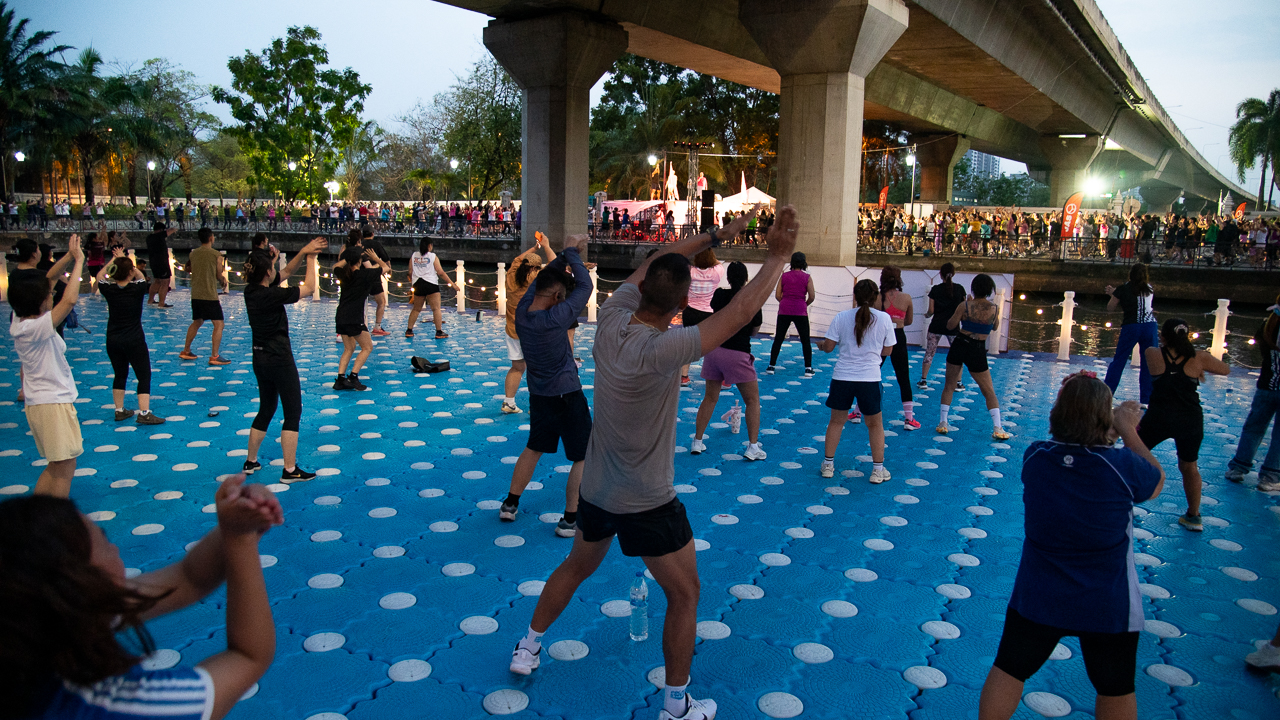 “JAS” เดินหน้าเติมสีสันสายสุขภาพ   ชวนเต้น ZUMBA สุดคึกคักกลางสวนสมเด็จฯ