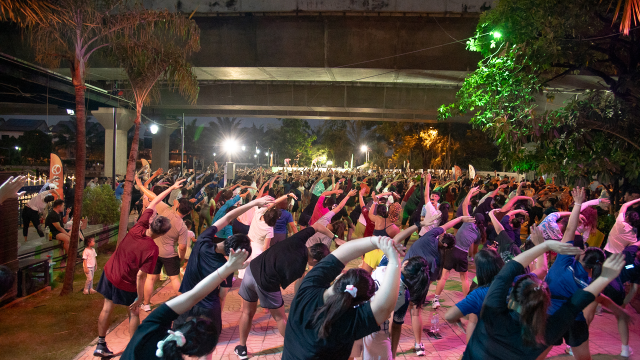 “JAS” เดินหน้าเติมสีสันสายสุขภาพ   ชวนเต้น ZUMBA สุดคึกคักกลางสวนสมเด็จฯ