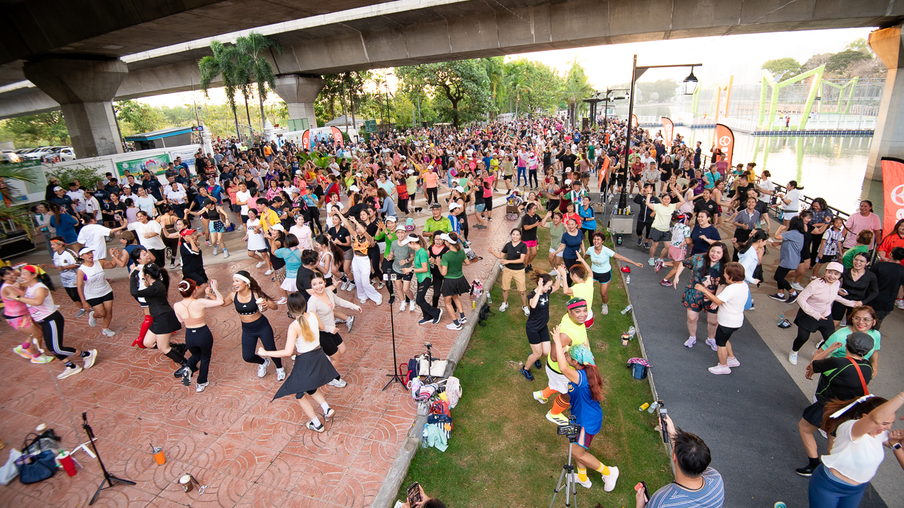 “JAS” เดินหน้าเติมสีสันสายสุขภาพ   ชวนเต้น ZUMBA สุดคึกคักกลางสวนสมเด็จฯ