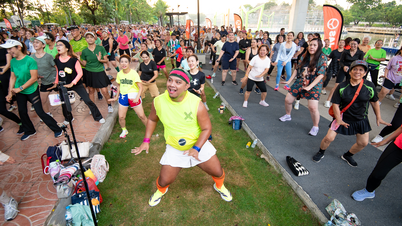 “JAS” เดินหน้าเติมสีสันสายสุขภาพ   ชวนเต้น ZUMBA สุดคึกคักกลางสวนสมเด็จฯ