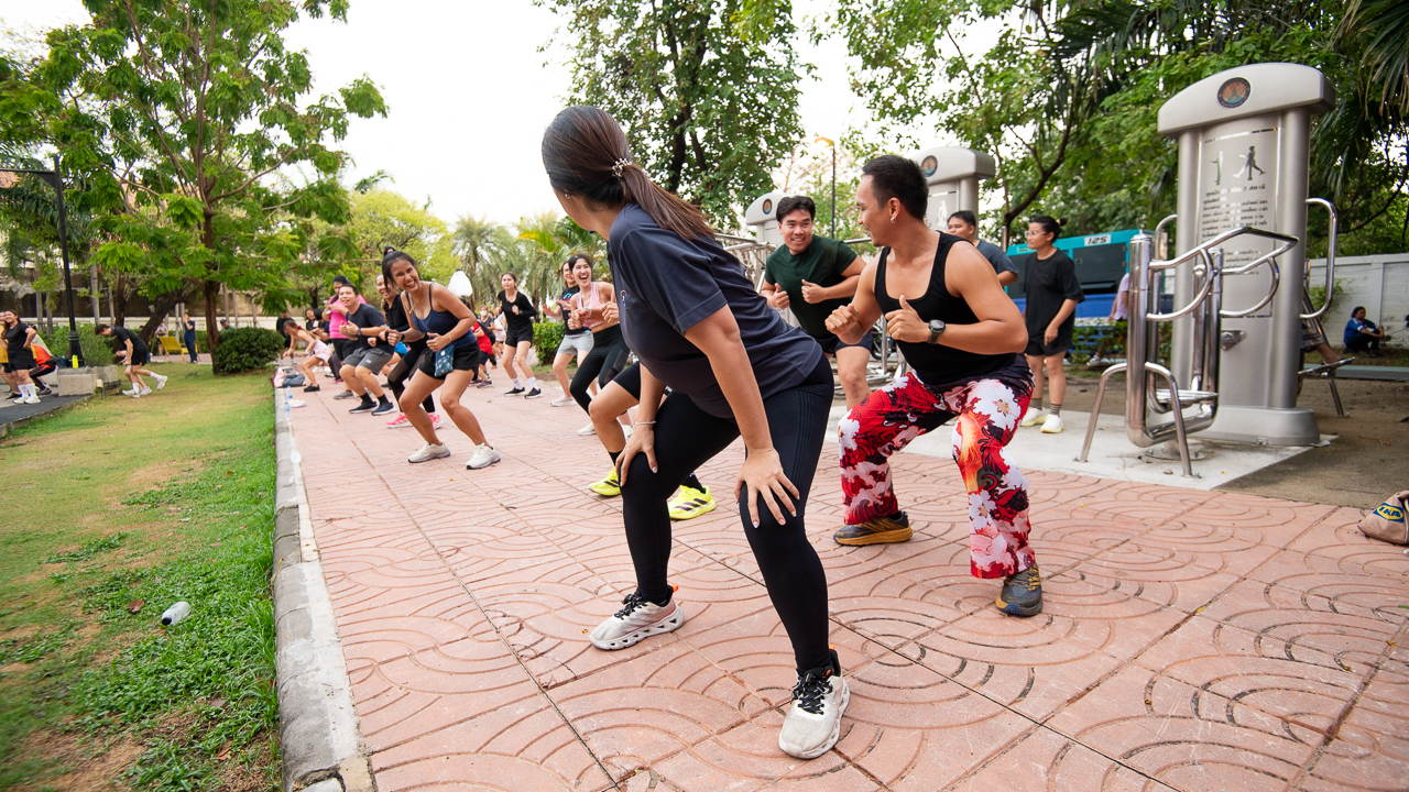 “JAS” เดินหน้าเติมสีสันสายสุขภาพ   ชวนเต้น ZUMBA สุดคึกคักกลางสวนสมเด็จฯ