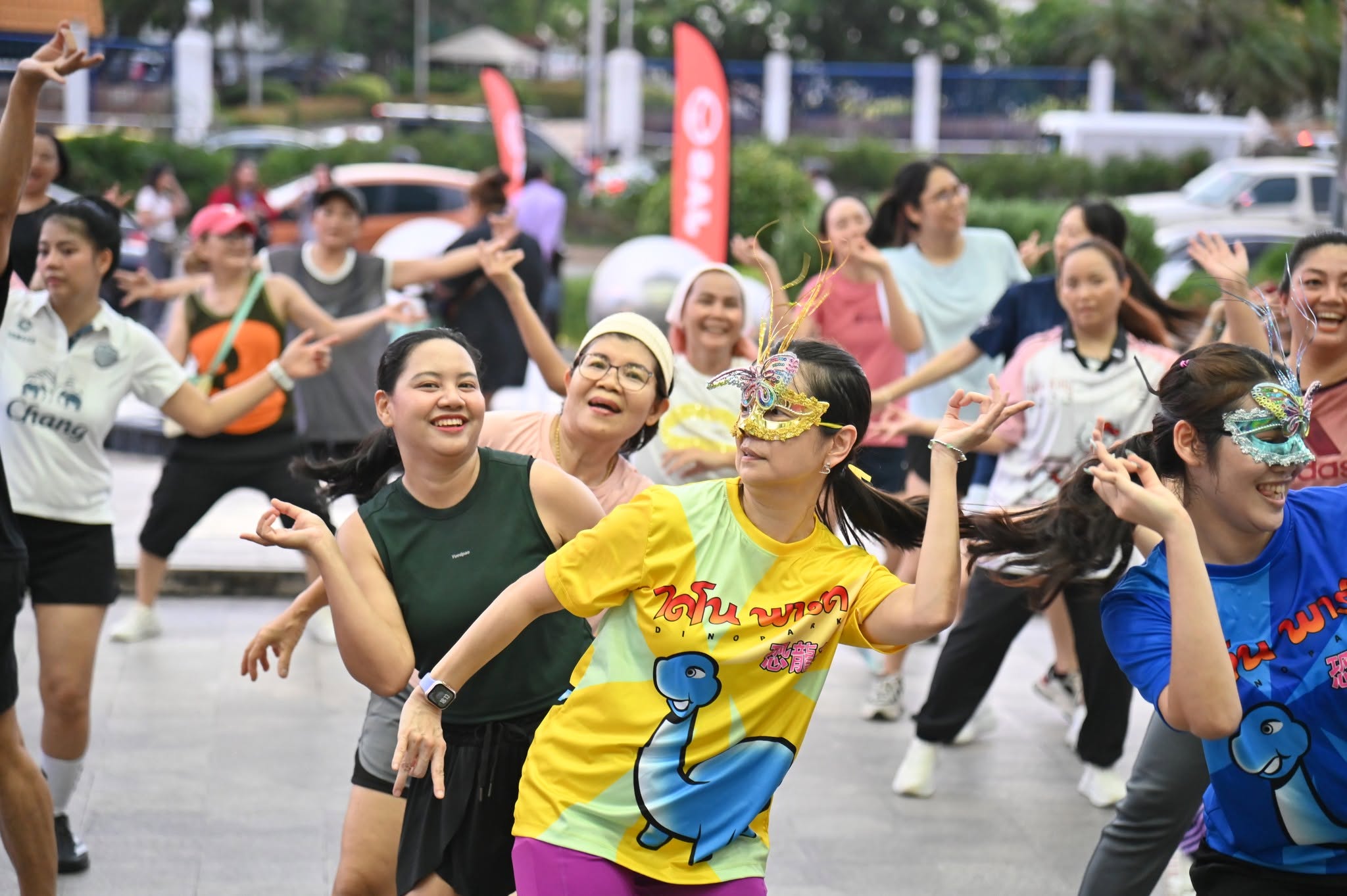 JAS Fit and Fun เต้น Zumba หน้าตึก