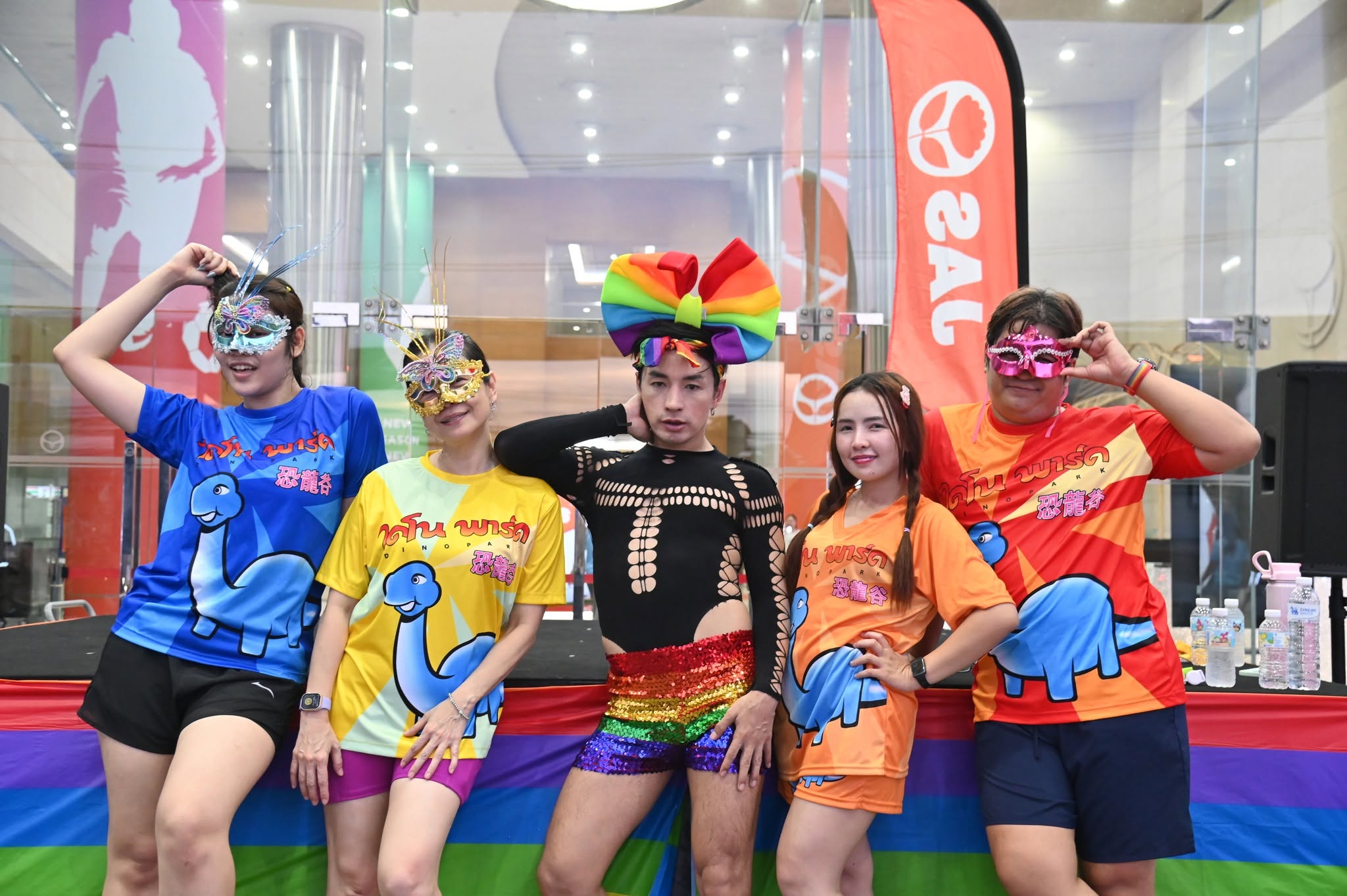 JAS Fit and Fun เต้น Zumba หน้าตึก
